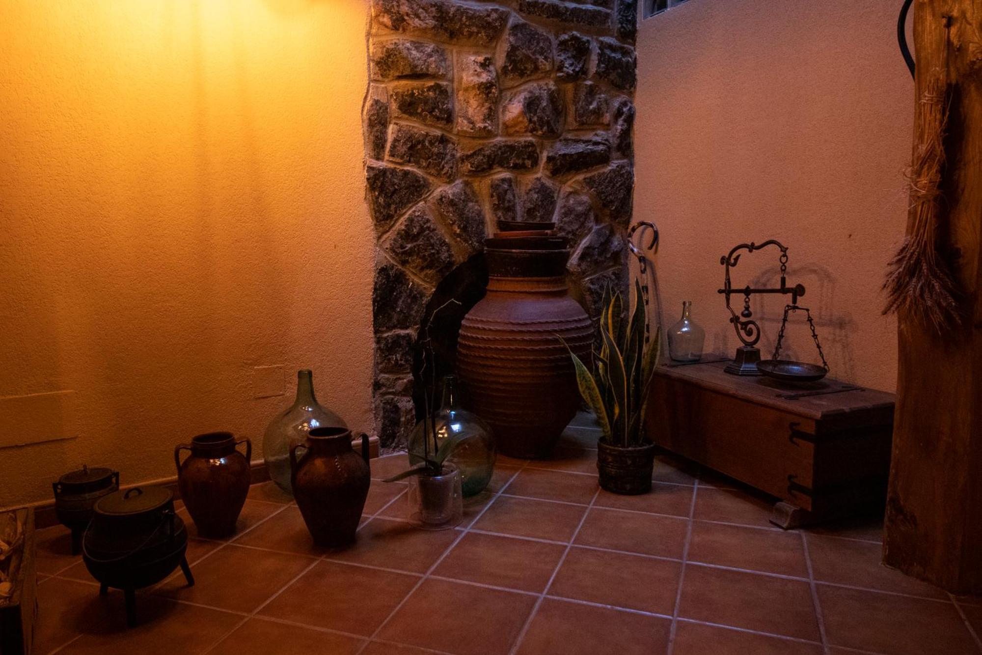 La Guarida De La Lleira Hotel Ferreras de Arriba Luaran gambar