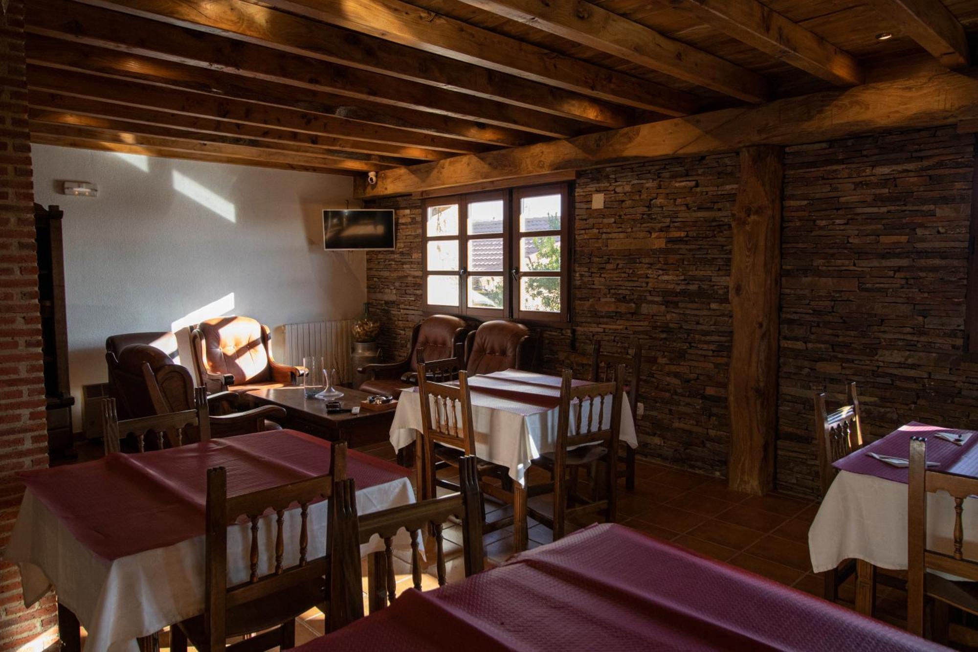 La Guarida De La Lleira Hotel Ferreras de Arriba Luaran gambar